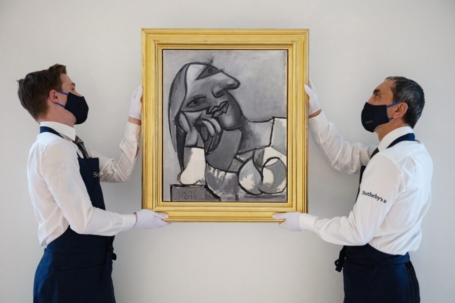 На торги выставят «Кувшинки» Моне и портрет соперничавших возлюбленных Пикассо