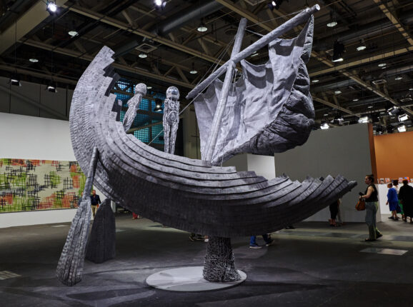 Фоторепортаж: Международная ярмарка современного искусства Art Basel 2023